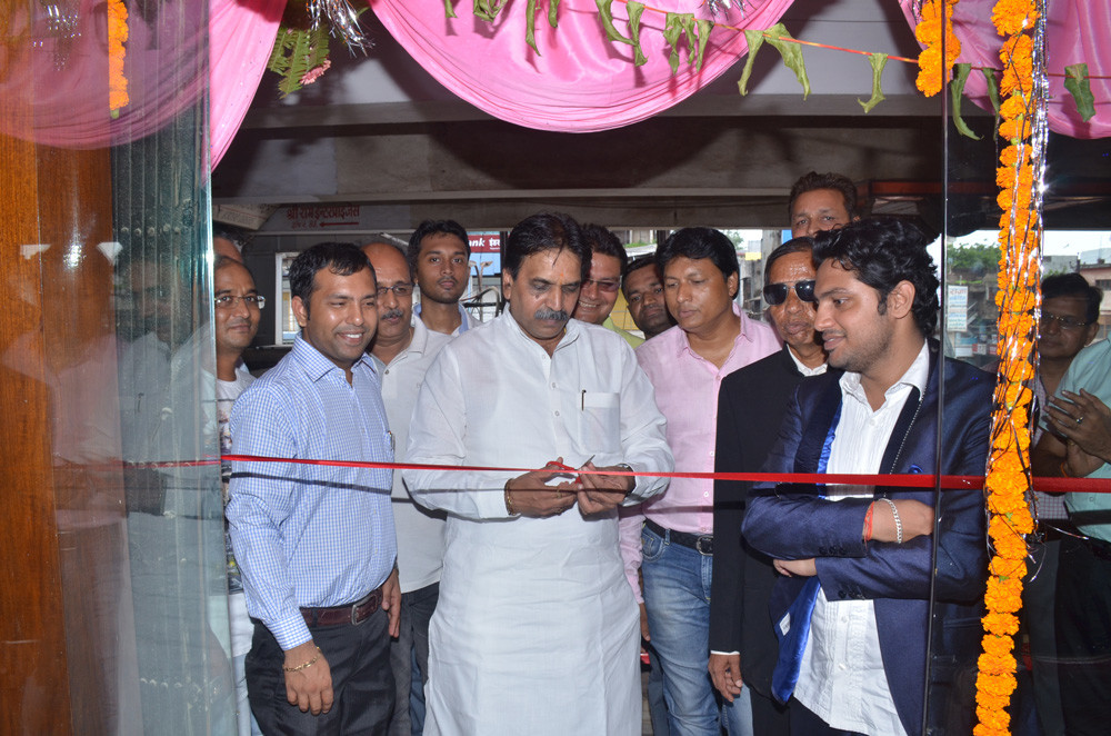 Hon. Rajesh Munat, P.W.D. Minister